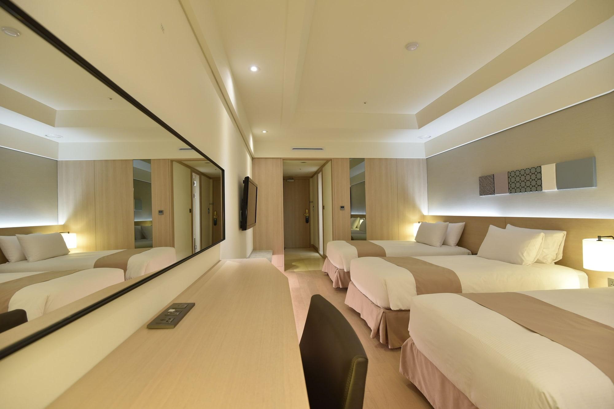 Pacific Hotel 4*