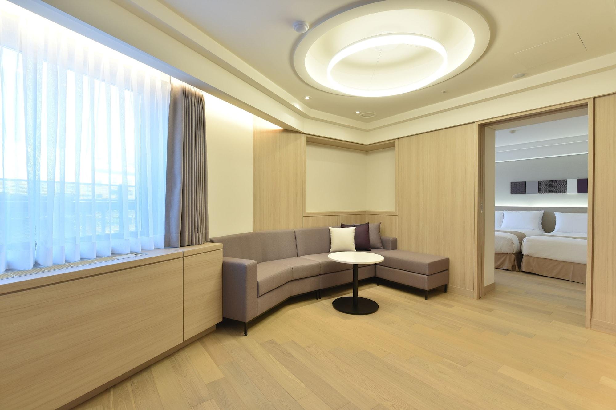 Pacific Hotel 4*